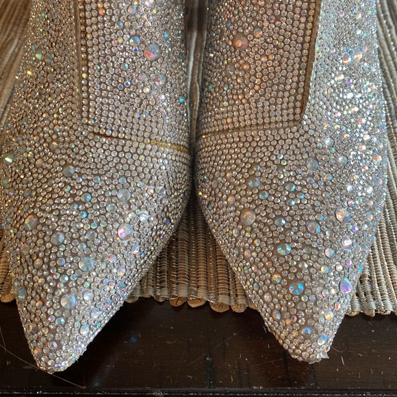 Betsey Johnson Cady Rhinestone Bootie Silver 8.0-8.5 NWT Zara - Picture 10 of 15